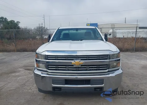 2015 Chevrolet Silverado 2500Hd Wt z USA, uszkodzony, nr VIN 1GB0CUEG3FZ115608